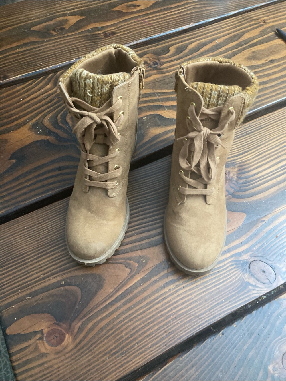 Woman’s Boots Size 9 1/2